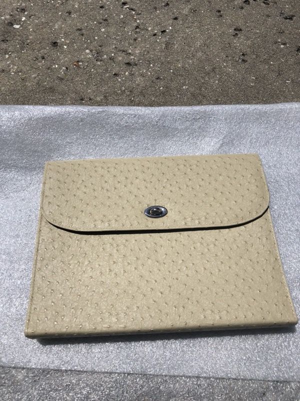 Expanding file letter size folder