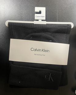 Calvin Klein Beanie+Scarf