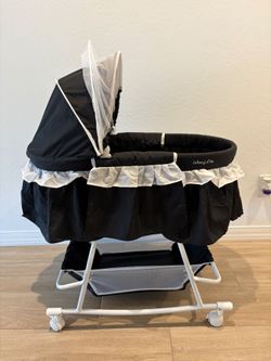 Dream on me Bassinet