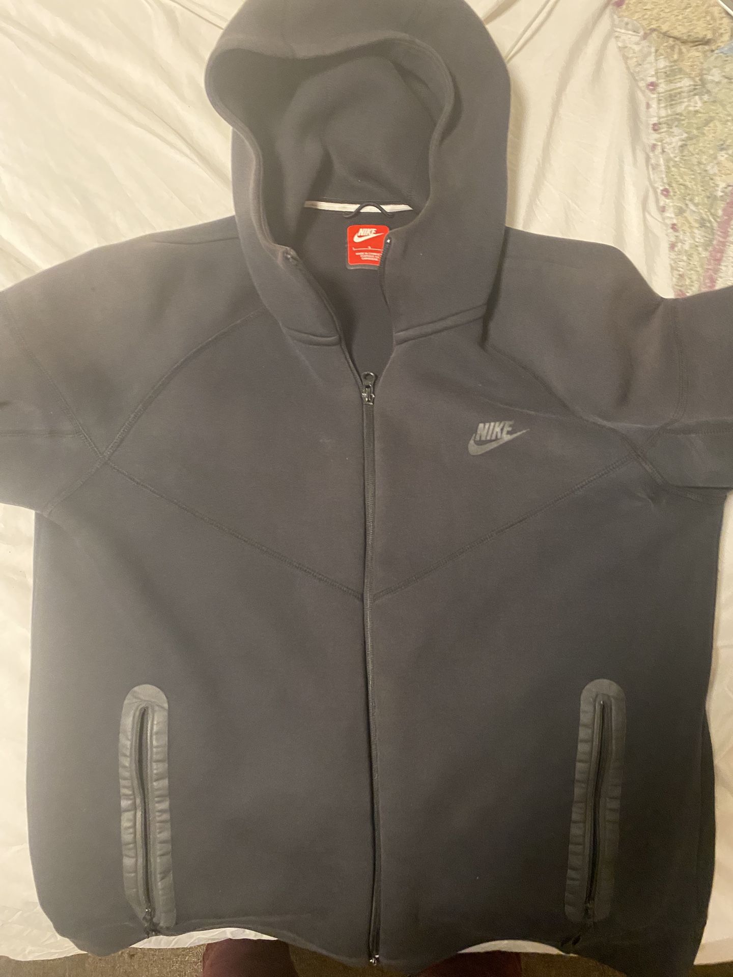 Nike Tech Black