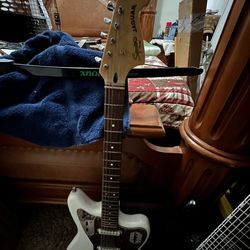 Lots of guitar stuff make me an offer not free