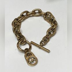 Michael Kors Gold Toggle Link Chain Bracelet