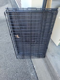2 dog crates