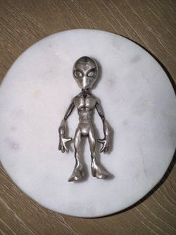 1 oz .999 Silver Alien Statue - Hand Poured, Gold Spartan (61/500)