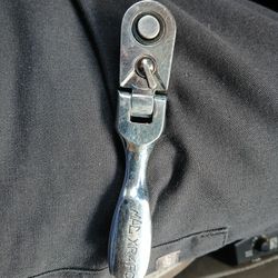 Used MAC 3/8 Ratchet $60