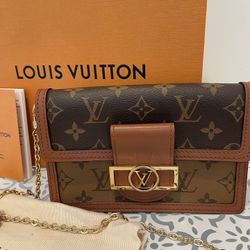 LV  Evening Clutch  Retail $2600 Asking $1,800. Purchased In Las Vegas 