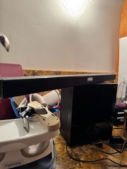 Samsung sound bar and subwoofer