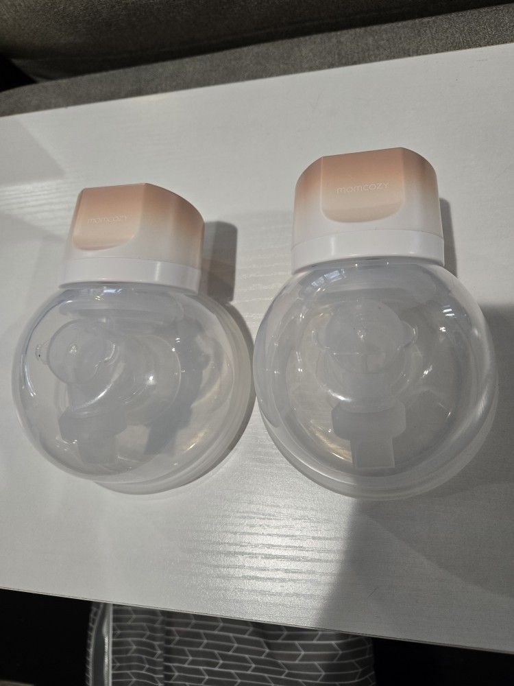 Momcozy Hands-Free Breast Pump Pro, 3 modes, 9 levels. 