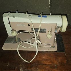 Necchi Lelia 515 Made In Italy