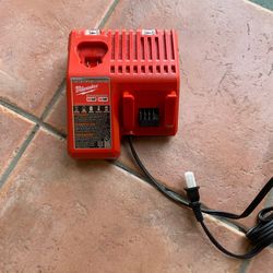 Milwuakee M18 Battery Charger