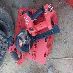 Milwakee circular saw and finish nailer 