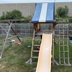 Free Swingset