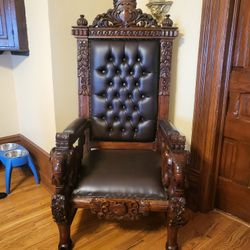 Throne Chairs