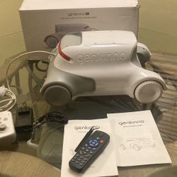 Genkinno Intelligent Cordless Pool Cleaning Robot  With Remote 
