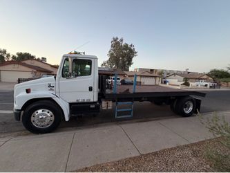 Freightliner FL70