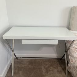 White Desk