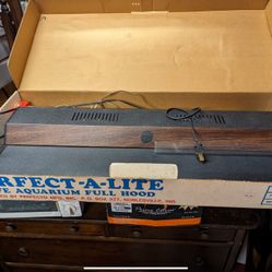 Perfect-A-Lite Aquarium Hood For 10 & 20 Gallon Tanks
