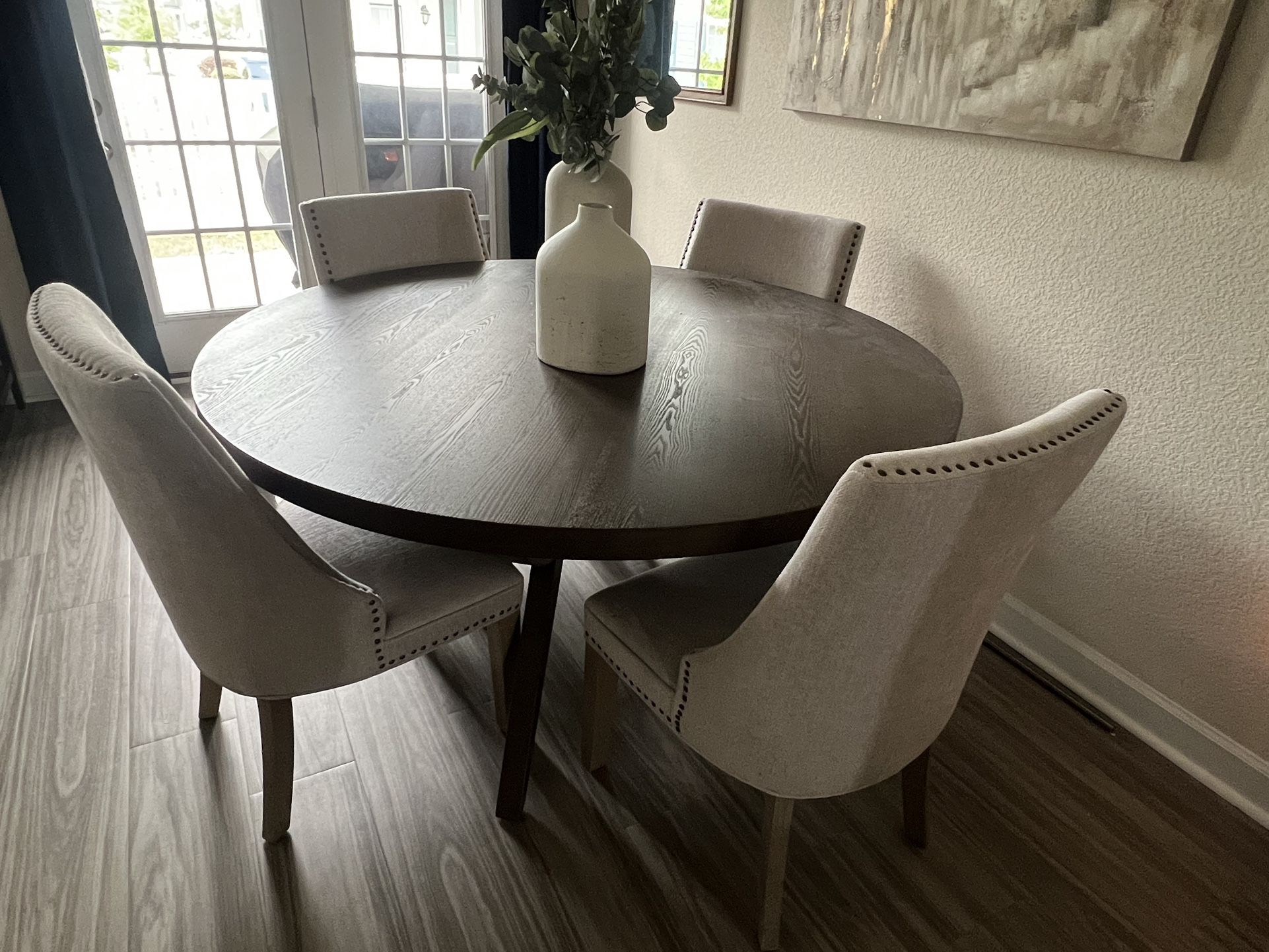 Dining Room Table And Chair Set Of 4