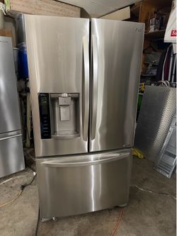 Refrigerator LG