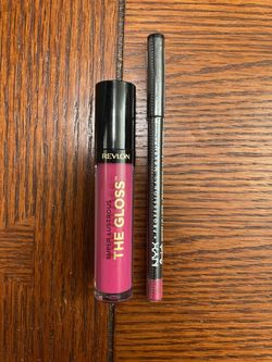 Revlon Super Lustrous Lip Gloss And NYX Lip Liner Set
