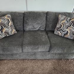 Grey Couch With Cushions 