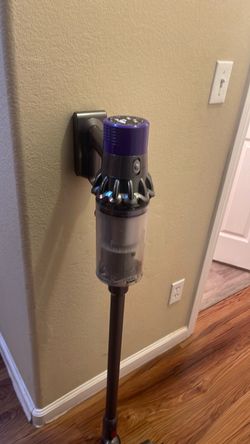 Dyson v10