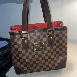 Louis Vuitton Purse