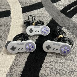 Super Nintendo Controllers 
