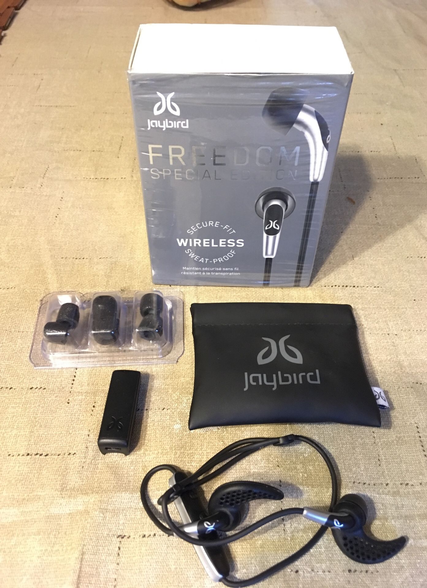Jaybird freedom earbuds
