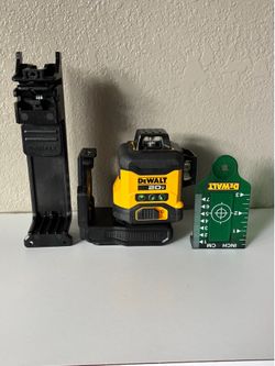 DEWALT 20V 3-Beam 360- Degree 3-Plane Laser Level (Tool Only)