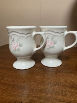 Set of 2 Pfaltzgraff Tea Rose Pedestal Mugs