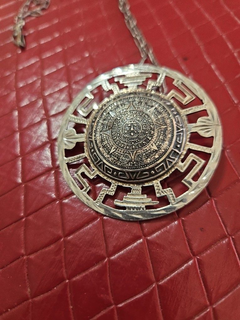 Beautiful  Silver Aztec Calender  925 Excellent Condition 