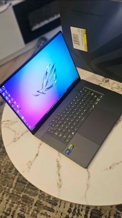 Asus Rog Zephryus G16 Laptop - 5070ti  Excellent condition