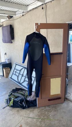 Large wet suit