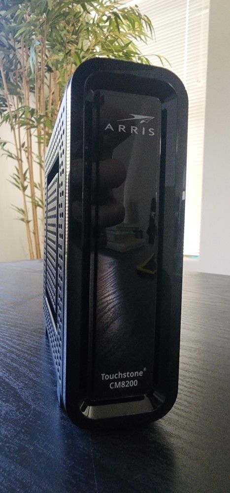 ARRIS TouchStone 3.1 Ultra Fast Cable Modem