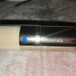 Bare Minerals Brush