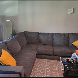 Sectional Couch 