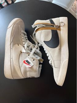Nike high  top woman size 7