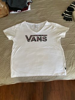 Women’s Vans shirts