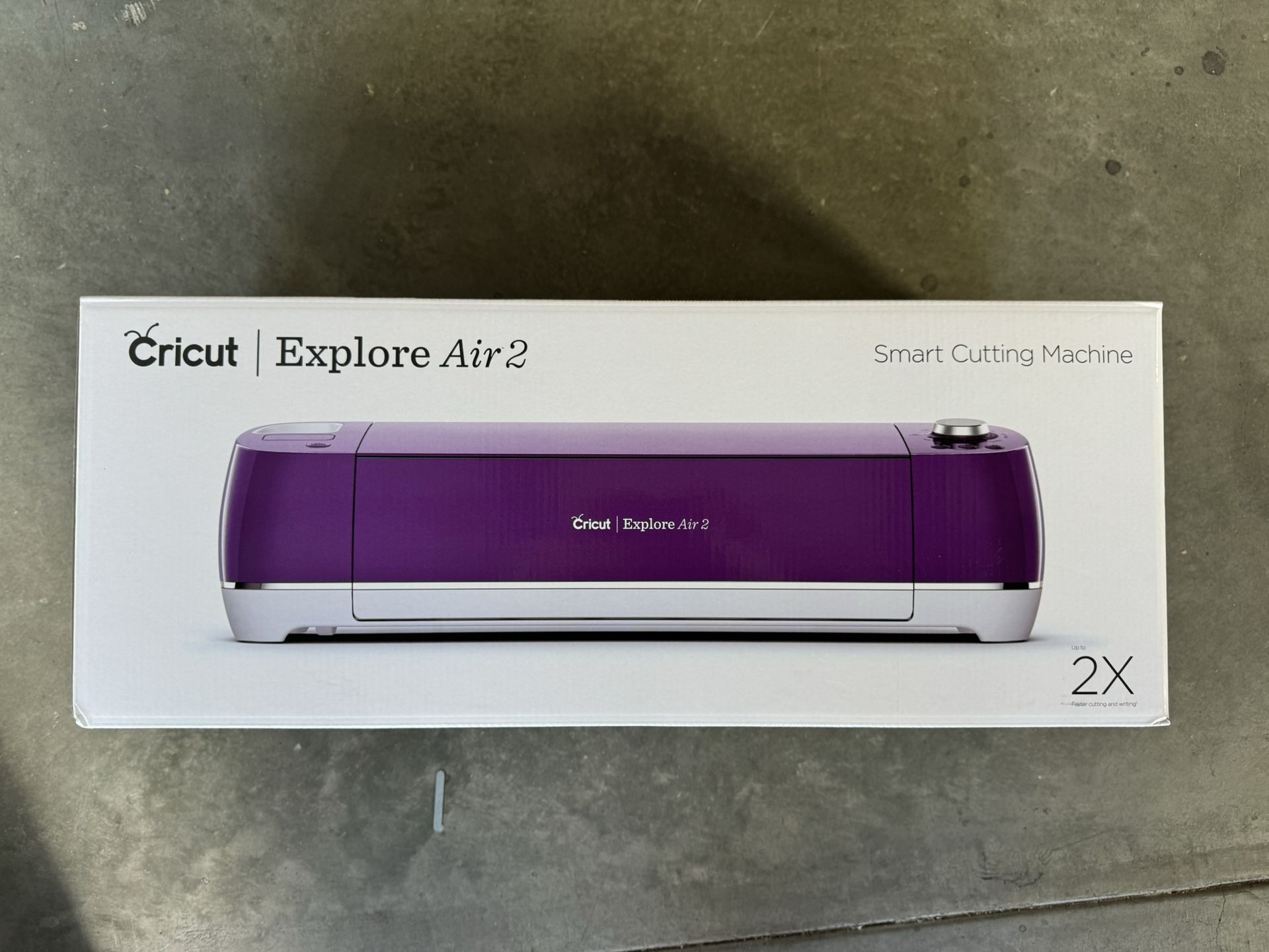 Cricut Explore Air 2, Boysenberry Color New In Box Never Used