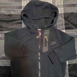 Nike Infant Black Tech Fleece Zip Up Jacket 9-12 Months