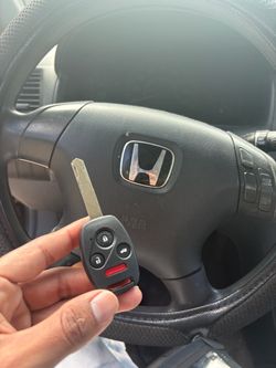 Car keys llaves de carro
