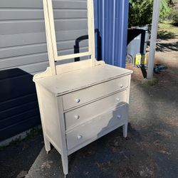 Free Dresser