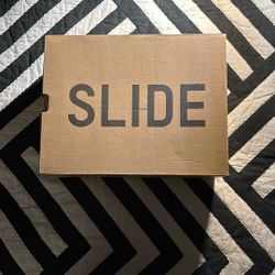 Black Men’s Yeezy Slides 