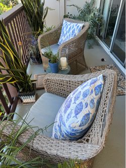 Free 2 patio chairs with foot ottoman