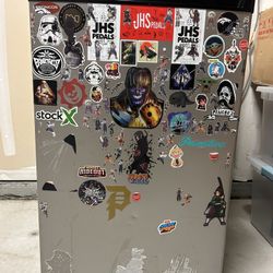 Mini Fridge 