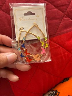 Chloe Accessory Butterfly Hoop Earrings