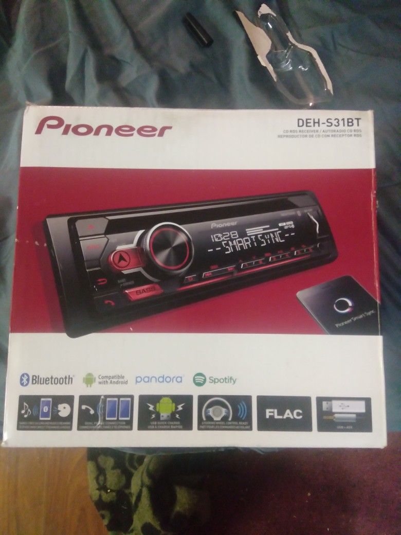 Pioneer Stereo Decc