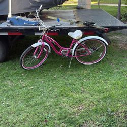 Schwinn Girls Cruiser Bike 