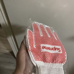 Supreme Gloves For Men’s 